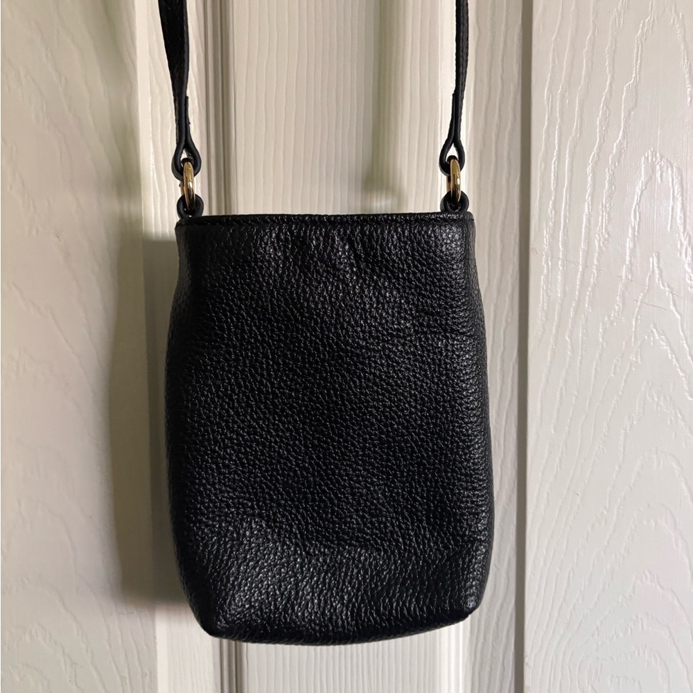 Quince Black Crossbody Bag with Pebbled Texture
